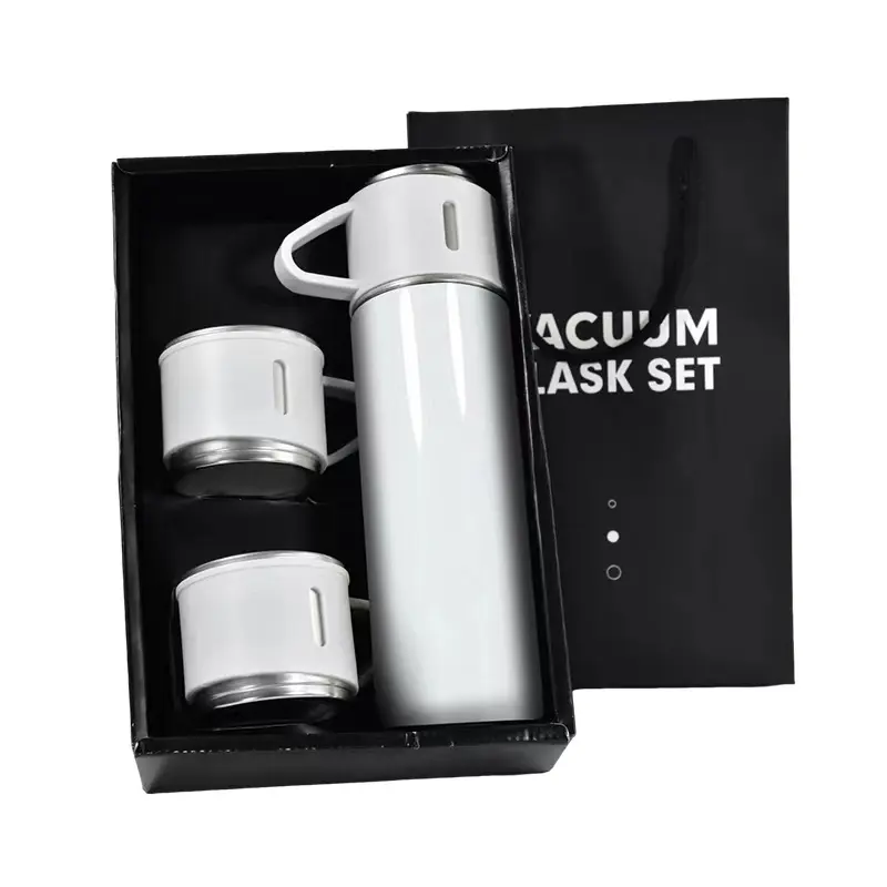 Juego de regalo de Navidad al por mayor 2023, sublimación blanca, botella de agua aislada al vacío de acero inoxidable de 500ml con vaso Infusor de té