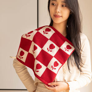 Serviette mini 34x34cm à faible MOQ, 100% coton jacquard, logo personnalisé, pour sport, gym, écologique, séchage rapide, yoga, spa, salon, visage, cuisine - Product Image 4