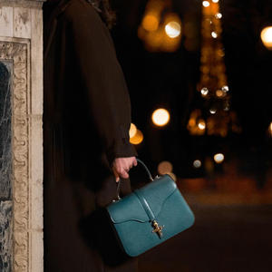 Pochette de soirée en cuir écologique pour femme, sac à main fourre-tout, design personnalisé en métal, 50 pièces minimum, pochette de rangement pour femme - Product Image 4