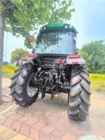 Traktor Pertanian TAVOL 100HP 4WD Kabin Tertutup 4 in 1 dengan Bucket Loader Depan