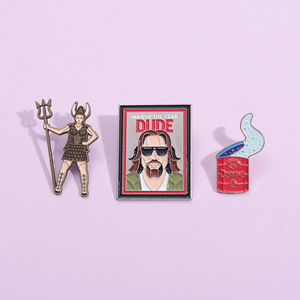 Al por mayor: Broches de metal con diseños de cantantes y estrellas de cine, de aleación con esmalte goteado, elegantes broches de solapa para ropa y accesorios - Product Image 2