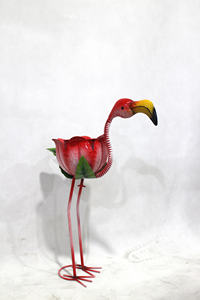 수제 모던 미니멀리스트 메탈 플라밍고 장식품, 독특한 크리스마스 선물, 파티 용품, 야외 정원용 휴일 장식 - Product Image 2