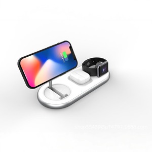 Cargador inalámbrico magnético 3 en 1 de 18W con base de carga rápida para teléfono, reloj y auriculares, estación de carga multifuncional de escritorio. - Product Image 3
