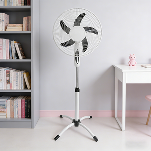 Ventilador de Pedestal de 16 Pulgadas con 5 <span class=keywords><strong>Aspas</strong></span>, 45W, Voltaje Universal 110-240V, Ventilador de Pie para Hogar y Oficina - Product Image 1