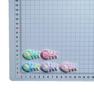 Nuevos Adornos de Resina con Diseño de Espina de Pescado, Coloridos y con Temática de Dibujos Animados, para Manualidades, Decoración de Fundas de Teléfono y Horquillas para <span class=keywords><strong>Niñas</strong></span> - Product Image 5