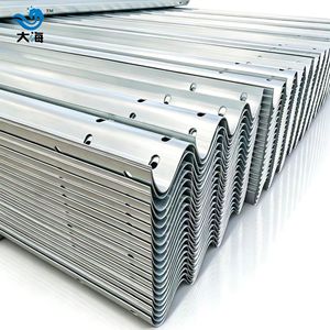 Prix des barrières de sécurité routière en Afrique du <span class=keywords><strong>Sud</strong></span>, système de poteaux de clôture routière en W galvanisé à chaud, prismatique haute intensité - Product Image 2