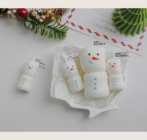 Velas Aromáticas de Lujo Hechas a Mano para Decoración Navideña del Chimenea - Product Image 3