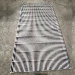 Prezzi del produttore tetto di sicurezza in alluminio metallo <span class=keywords><strong>griglie</strong></span> in acciaio inossidabile saldato in acciaio al carbonio metallo griglia per la passerella esterna porta recinzione - Product Image 3