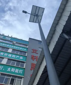 <span class=keywords><strong>Poteau</strong></span> de lampadaire galvanisé 4M 6M 8M 9M 12M 14M Poteaux de lampadaire personnalisé en acier galvanisé à chaud - Product Image 4