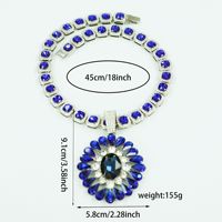 PD3106 Collier ras du cou élégant et de haute qualité, style designer luxe léger, avec cristaux en alliage en forme de goutte d'eau et colorés