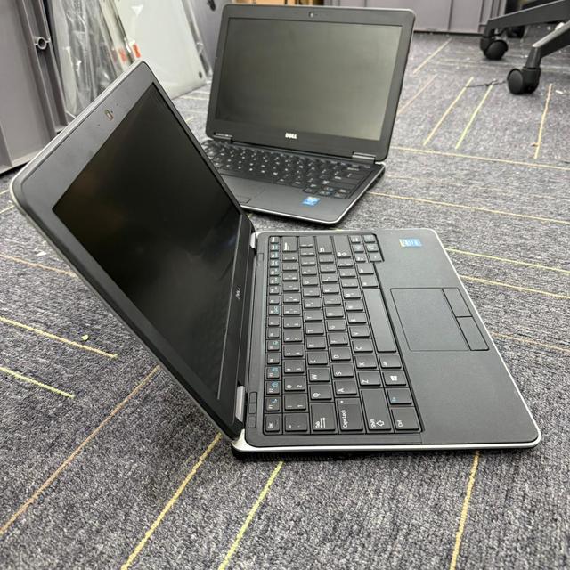 Wholesale Intel I5 I7 Used Laptop and Renew Refurbished 7240 Laptop Computer From Really Original Famous Brand