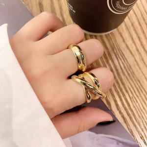 2025 Simple nouvelle bague double couche en acier inoxydable doré pour femme - Product Image 2