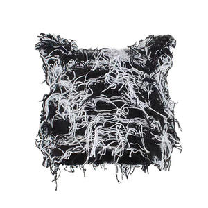 Jakijayi หมวกบีนนี่ดีไซน์หูแมวหมวกแฟชั่นลายพรางมีพู่ถักอบอุ่นสำหรับผู้หญิง - Product Image 6