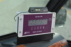 Sıcak satış pastörizasyon buzağı süt besleyici su tankeri süt çiftlik yönetimi ekipmanları hayvan çiftliği için 1000L süt taksi - Product Image 5