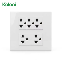 Placa de Alimentación Empotrada Kolani de 120 mm Cuadrados, Triple Enchufe Pequeño de 3 Orificios + Toma de Corriente Universal Vertical de Seis Orificios, Panel de PC Blanco