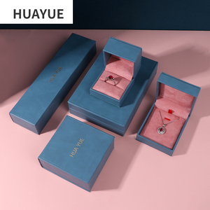 Упаковка для ювелирных изделий Huayue: коробка из кожи и пластика класса люкс для колец, браслетов, ожерелий и серег - Product Image 3