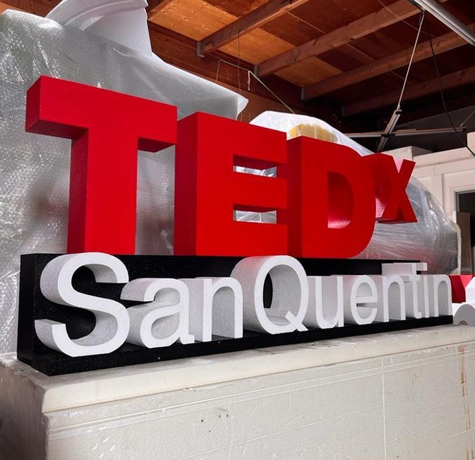 Custom 3D Acrylic Illumination Giant Letters Free Standing Waterproof ...
