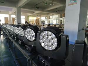 Lumière de scène LED 19*15W à haut rendement avec tête mobile de lavage des yeux d'abeille RGBW pour les fêtes de boîte de nuit DJ <span class=keywords><strong>Disco</strong></span> - Product Image 4