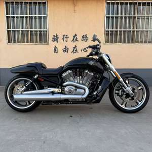 Moto Cruiser Harley1 1250cc à moteur américain, carrosserie agressive, accents chromés, motos à essence - Product Image 2