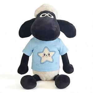 Adorabile Cuscino Peluche a Forma di Agnello Nero, Personalizzabile con Logo, Regalo Promozionale, Vendita all'Ingrosso - Product Image 1