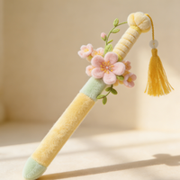 Poupée en peluche personnalisable en forme d'épée de fleurs de pêcher printanières, en matière douce, cadeau compagnon en peluche, vente directe d'usine, vente en gros