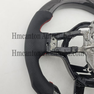 Volant de voiture en cuir perforé avec poignée en fibre de carbone et LED de haute qualité pour Honda Civic 11e génération - Product Image 3