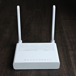 Plus de 1000 vendus ! Mesh WiFi 6 XPON ONU pour toute la maison – ZC-521X6H : 4GE+1POTS+2USB+AX3000 – Direct usine – En stock - Product Image 5