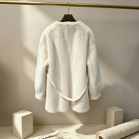 Manteau mi-long en fausse fourrure de vison polyester blanc crème pour femme, col en V, poignets bouffants, coutures géométriques, vêtement d'extérieur de luxe en fourrure