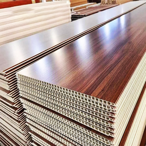 Vente directe d'usine, prix bas, panneaux muraux en PVC à grain de bois décoratifs pour l'intérieur, dalles de plafond en PVC - Product Image 1