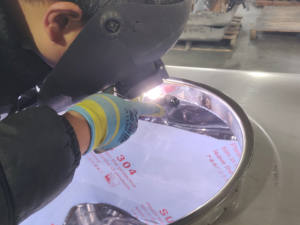 Barile in Acciaio Inox SUS304 da 1000L per Stoccaggio Vino, Conforme FDA ed EU, Rivestimento Antiruggine, Riutilizzabile, Garanzia 5 Anni - Product Image 2