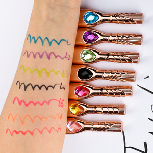 Eyeliner <span class=keywords><strong>liquide</strong></span> <span class=keywords><strong>blanc</strong></span> multicolore personnalisé de marque privée Eyeliner <span class=keywords><strong>liquide</strong></span> imperméable à l'eau néon vegan longue durée vente en gros - Product Image 1