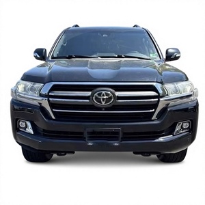 Toyota Land Cruiser SUV 2020 Impecable, Motor 6.1-8L de Aspiración Natural, Transmisión Automática, +400 CV, +500 Nm de Torque, Asientos de Cuero, Techo Solar, 8 Ruedas - Product Image 1