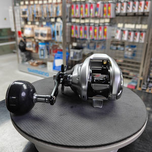 Carrete de metal Shimano 24 <span class=keywords><strong>TRANX</strong></span> 300 para pescadores avanzados que buscan el máximo rendimiento de lanzado y pesca en condiciones complejas. - Product Image 6