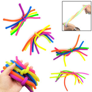Jouets sensoriels lumineux en TPR souple et coloré, en forme de nouilles extensibles, pour adultes et enfants - Product Image 2