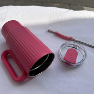 Vaso Térmico de Acero Inoxidable de Doble Pared con Aislamiento al Vacío de 40 oz, con Tapa de 3 Vías, Asa y Popote, Mantiene la Temperatura de 24 a 36 Horas - Product Image 6