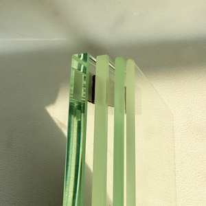 ขายดีทั่วโลกโดยใช้วัสดุที่คัดสรรแล้ว4.0แผ่นกระจกบอโรซิลิเกตทนความร้อนสำหรับประตูป้องกันอัคคีภัย - Product Image 4