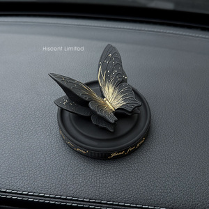 Diffuseur de parfum pour voiture en forme de papillon noir, clip de ventilation, ornement élégant en plastique, parfum longue durée - Product Image 3