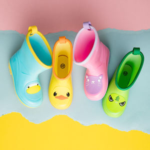 Vente en gros <span class=keywords><strong>de</strong></span> <span class=keywords><strong>bottes</strong></span> <span class=keywords><strong>de</strong></span> <span class=keywords><strong>pluie</strong></span> pour enfants avec dessin animé mignon garçons et filles semelle souple antidérapante légère conception étanche - Product Image 1