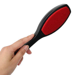 Cepillo quitapelusas con adhesivo fuerte para limpiar el polvo de la ropa y las telas - Product Image 2
