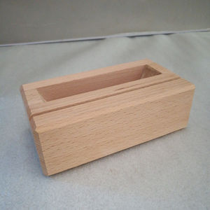 แผ่นไม้บีชธรรมชาติที่เป็นของแข็งที่วางการ์ดป้ายชุดช้อนส้อมที่วางทิชชู่ที่วางบนโต๊ะสำหรับร้านอาหารงานเลี้ยง - Product Image 4