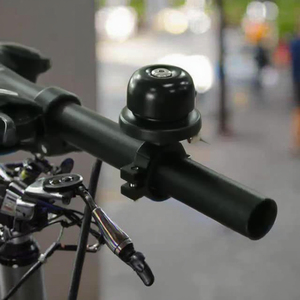 Sonnette vélo Airtag & tracker intégré – Aluminium pour VTT, équipement route avec son cristallin - Product Image 2