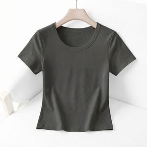 เสื้อยืดผู้หญิงสีตามสั่ง ทรงเรโทร ผ้าฝ้ายนุ่ม สไตล์วินเทจ แขนสั้น พิมพ์ลายกราฟิกตามสั่ง โรงงานรับผลิตแบรนด์ส่วนตัว - Product Image 1