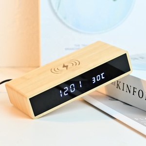 Reloj despertador LED digital de madera con carga inalámbrica, reloj de mesa de bambú real con logotipo personalizado, nuevo diseño de escritorio - Product Image 3