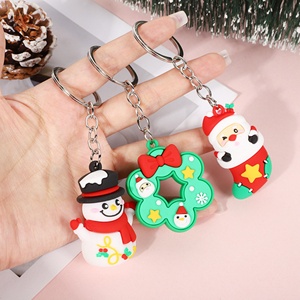 พวงกุญแจตุ๊กตาซานตาคลอสต้นคริสต์มาส น่ารัก ทำจาก PVC ของตกแต่งปีใหม่ พวงกุญแจคริสต์มาส - Product Image 1