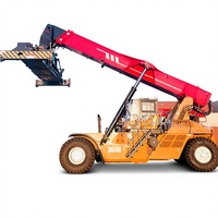 Nouveau Reach Stacker Diesel Haut de Gamme SRSC4545H1 avec Mât Monostade et Pneus Pneumatiques pour Opérations Portuaires