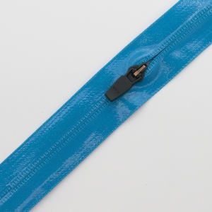 YKK Film brillant imperméable à l'eau hydrofuge 3 #5 #8 #10 # longue chaîne Polyester Nylon Zipper Roll Factory - Product Image 6