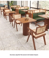 Ensemble de canapés de restaurant commercial modernes en rotin tressé en bois massif, à fixer au mur, pour 2 à 4 personnes, avec 1 an de garantie