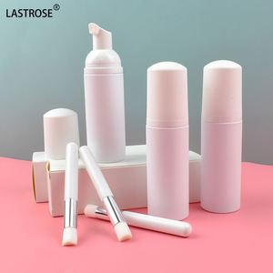 Wholesale <b>Lash</b> Shampoo White Bottle Packaging With Logo 60ml Eyelash Shampoo <b>Kit</b> - Product Image 5