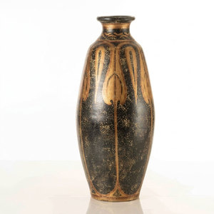 Jarrón de Terracota Negro con Patrón Floral Dorado, Decorativo y de Pie - Product Image 4