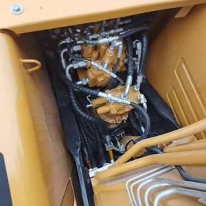 SANY 135C Pro Excavator 13 Ton Mini <b>Small</b> Digger Good Condition with Original Motor and Engine Used 155C 215C - Product Image 6